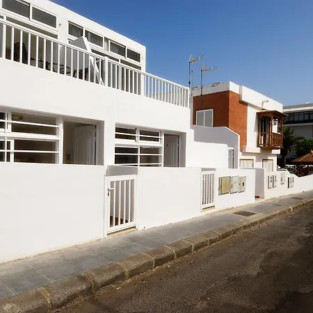 Apartment Alegranza Apartmán *