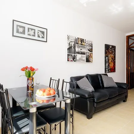 Apartment Alegranza Apartmán *
